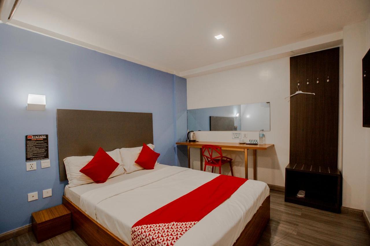 Oyo 666 Mc Hotel Fairview Quezon City Exterior photo